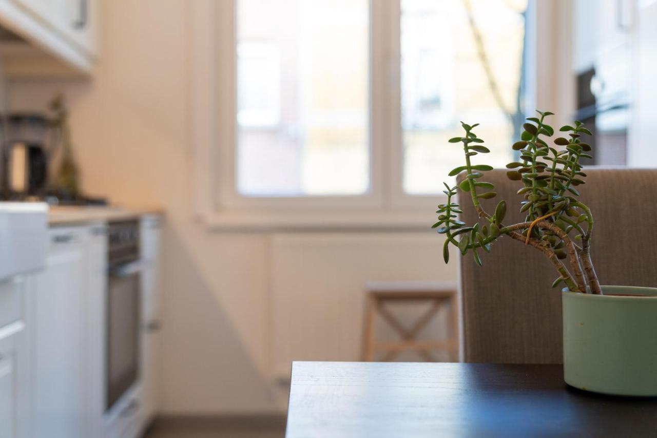 Large Room In House W Shared Kitchen & Bathroom W Free Parking Bluecard Anversa Esterno foto